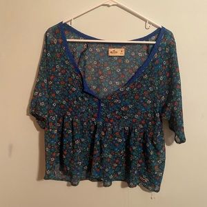 Hollister flower top